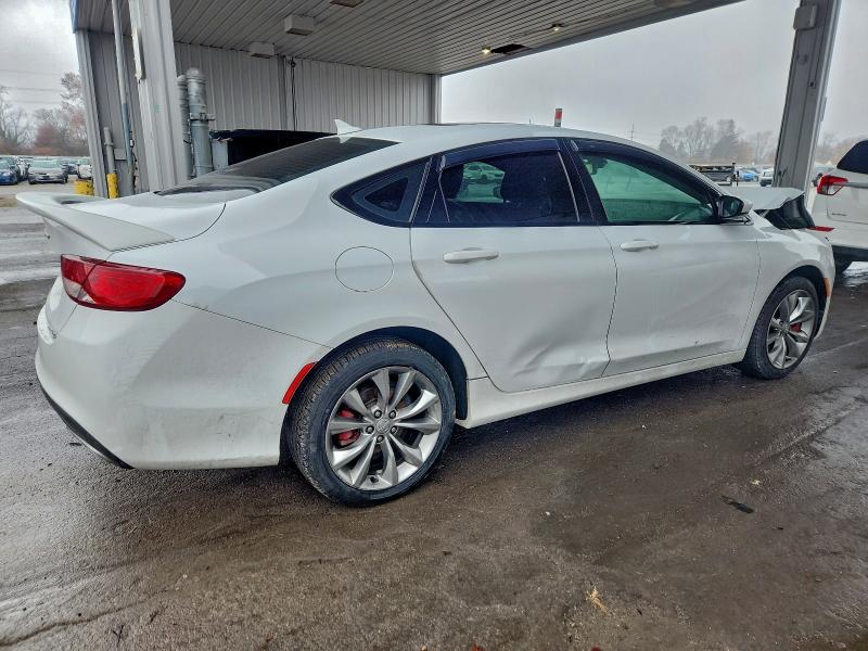 Photo 3 from auction – 2015 CHRYSLER 200 S with VIN 1C3CCCDG7FN727665
