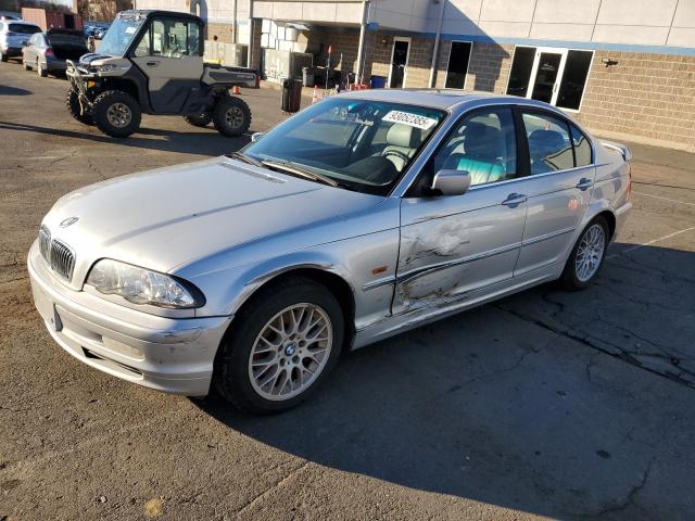 BMW 328 I 2000 مع رقم تعريف المركبة WBAAM5347YFR17821 - صورة من المزاد