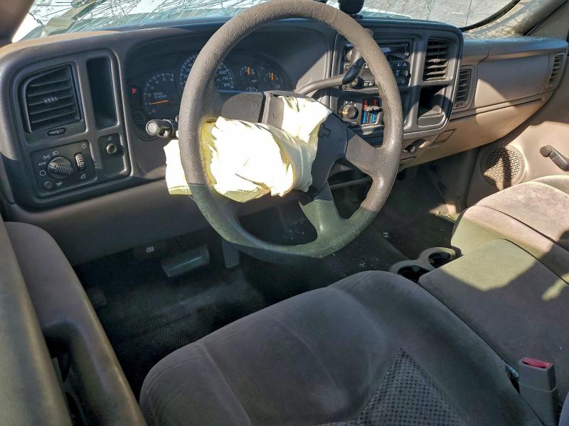 Photo 8 from auction – 2006 CHEVROLET SILVERADO with VIN 3GCEC14X06G229213