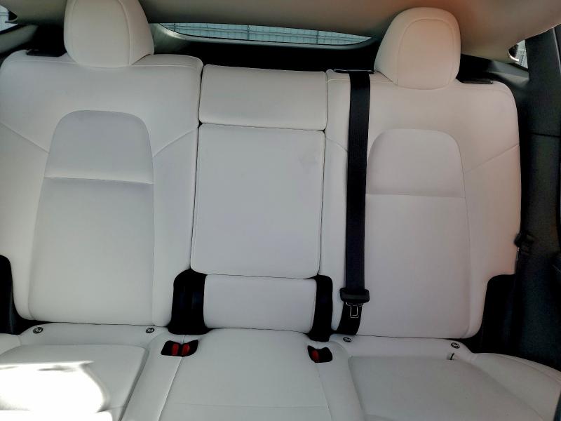 Photo 10 from auction – 2022 TESLA MODEL Y with VIN 7SAYGDEF5NF390415
