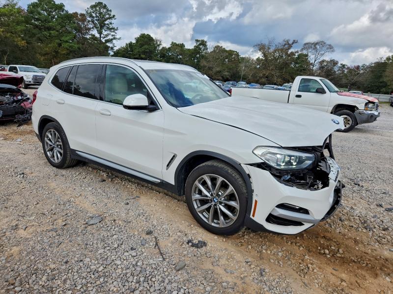 Photo 4 from auction – 2019 BMW X3 SDRIVE3 with VIN 5UXTR7C59KLF37004