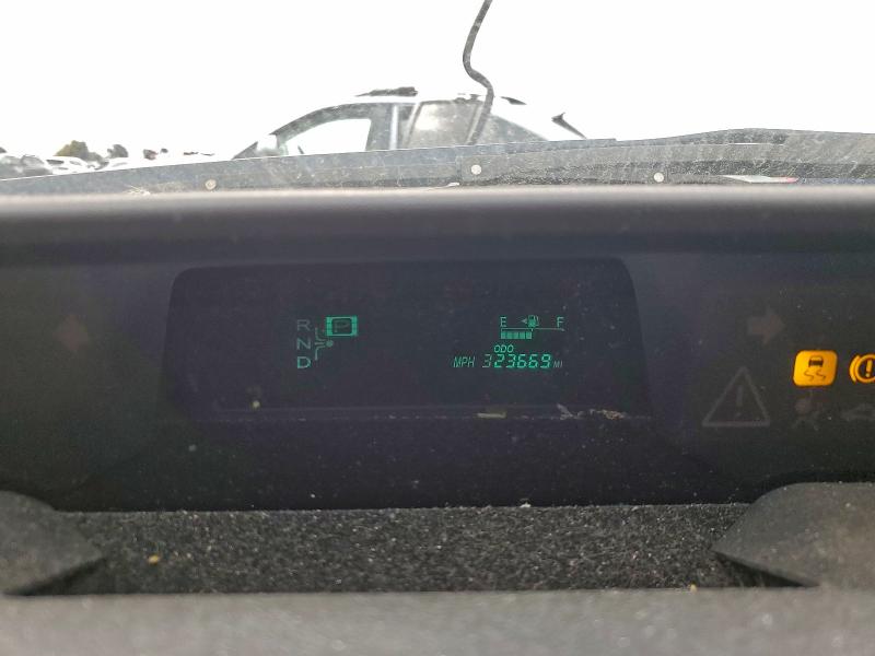 Photo 9 from auction – 2006 TOYOTA PRIUS with VIN JTDKB20U967520733