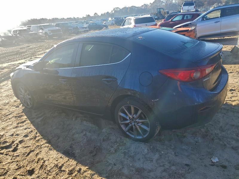 Photo 2 from auction – 2018 MAZDA 3 TOURING with VIN 3MZBN1V36JM257971