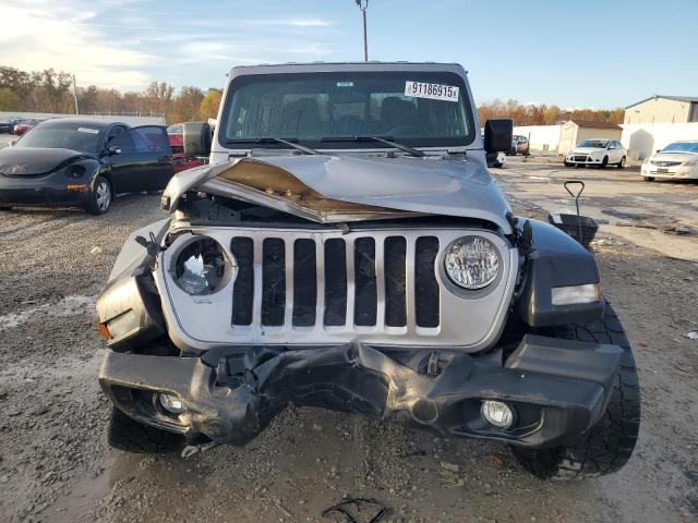 Photo 5 from auction – 2020 JEEP GLADIATOR with VIN 1C6HJTAG6LL112986