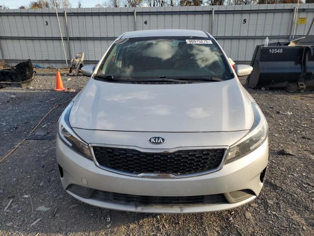 Photo 5 from auction – 2017 KIA FORTE LX with VIN 3KPFK4A76HE082763