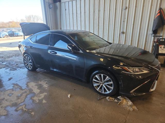 Photo 4 from auction – 2021 LEXUS ES 300H BA with VIN 58ACA1C18MU001534