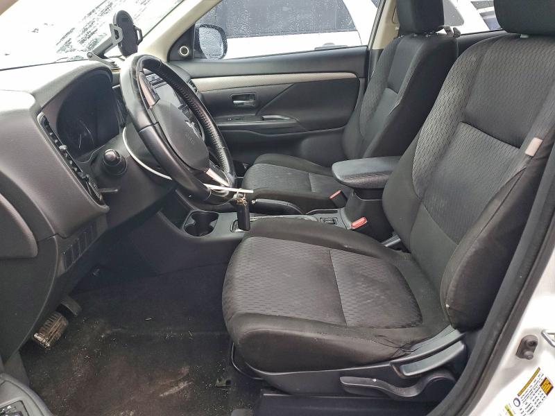 Photo 7 from auction – 2014 MITSUBISHI OUTLANDER with VIN JA4AZ3A37EZ014544