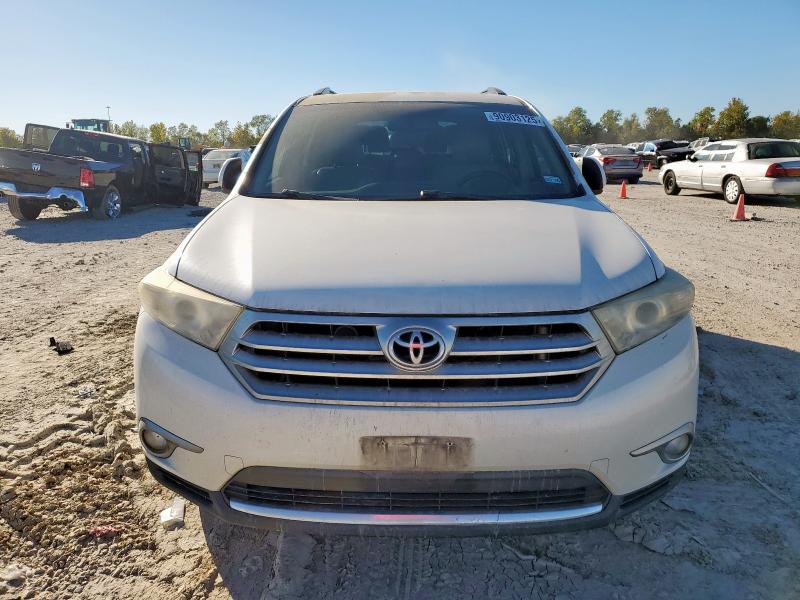 Photo 5 from auction – 2013 TOYOTA HIGHLANDER with VIN 5TDZK3EHXDS112910