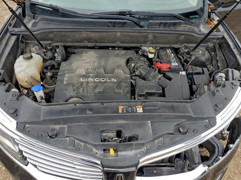 Photo 12 from auction – 2016 LINCOLN MKX RESERV with VIN 2LMTJ8LR7GBL47630