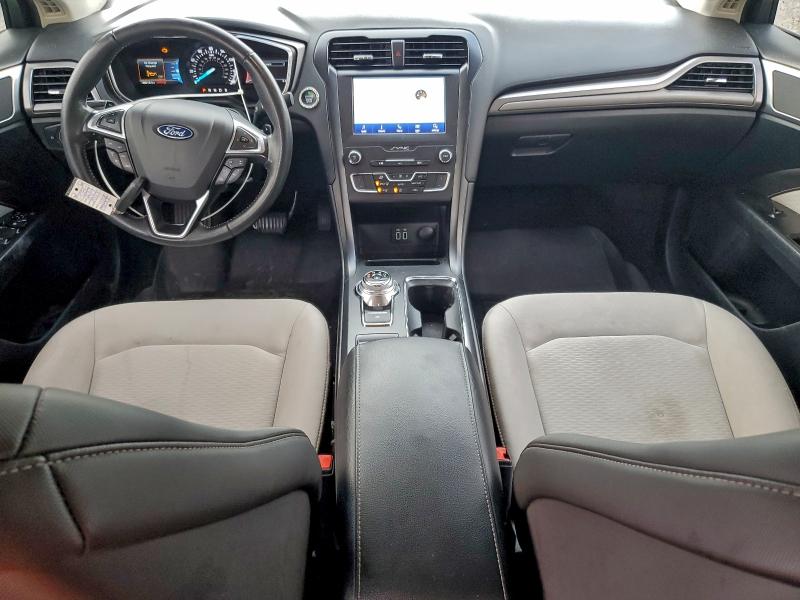 Photo 8 from auction – 2019 FORD FUSION SE with VIN 3FA6P0HD4KR286344