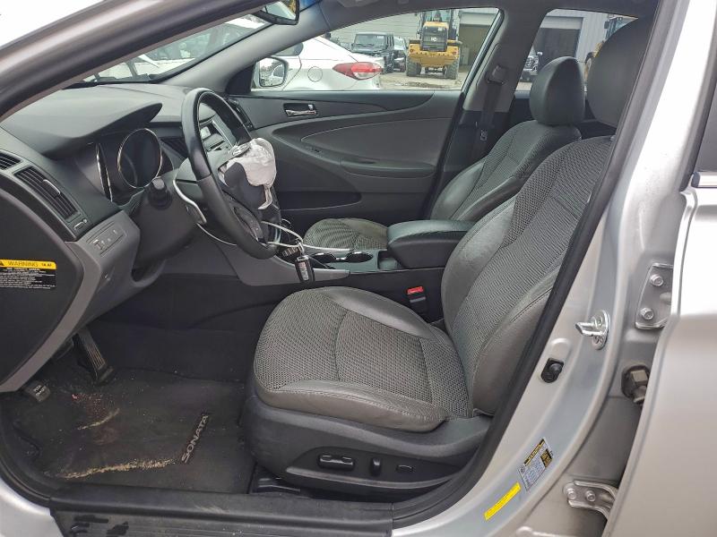 Photo 7 from auction – 2012 HYUNDAI SONATA SE with VIN 5NPEC4AC7CH459787