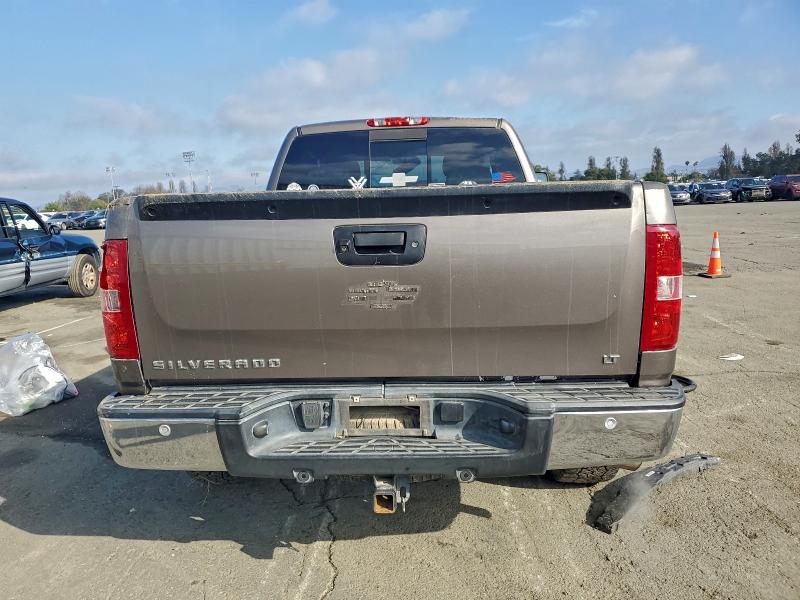 Photo 6 from auction – 2013 CHEVROLET SILVERADO with VIN 1GCRKSE78DZ331798