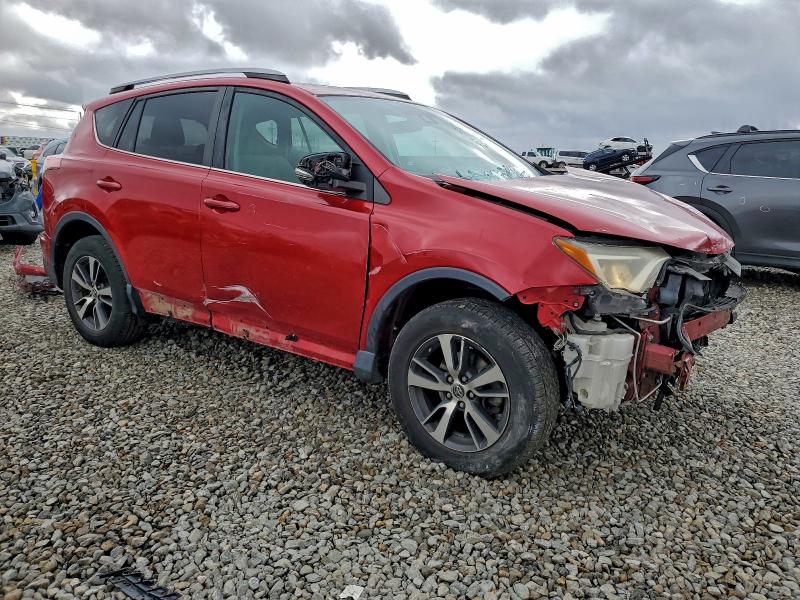Photo 4 from auction – 2017 TOYOTA RAV4 XLE with VIN 2T3RFREV5HW589861