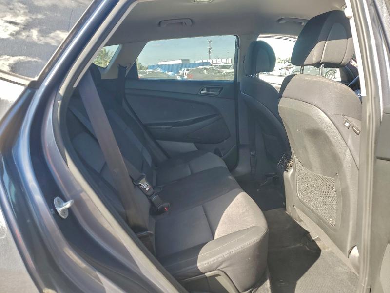 Photo 10 from auction – 2017 HYUNDAI TUCSON LIM with VIN KM8J33A2XHU355089