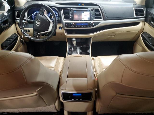 Photo 8 from auction – 2016 TOYOTA HIGHLANDER with VIN 5TDJKRFH5GS254696