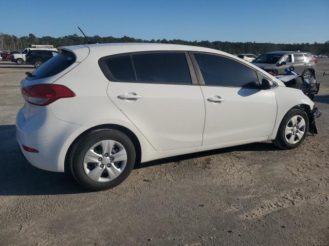 Photo 3 from auction – 2017 KIA FORTE LX with VIN KNAFK5A81H5671016