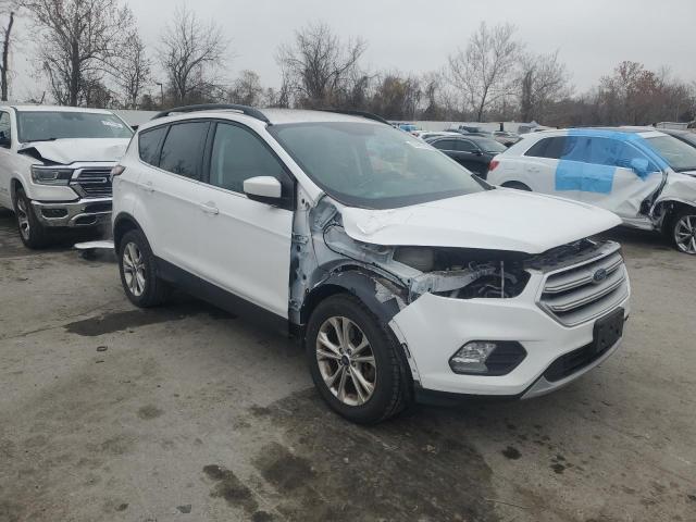 Photo 4 from auction – 2018 FORD ESCAPE SE with VIN 1FMCU9G98JUC13553