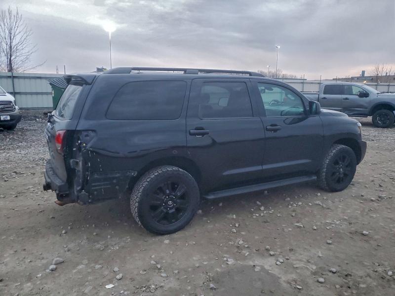 Photo 3 from auction – 2018 TOYOTA SEQUOIA SR with VIN 5TDBY5G10JS164022