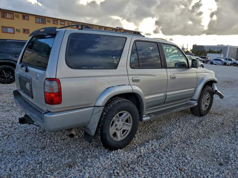 Photo 3 from auction – 2000 TOYOTA 4RUNNER LI with VIN JT3GN87R2Y0150419