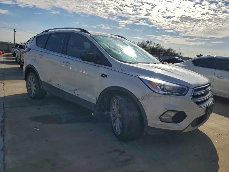 Photo 4 from auction – 2017 FORD ESCAPE TIT with VIN 1FMCU0JD8HUE07230