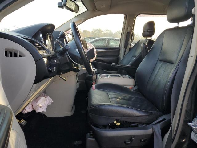 Photo 7 from auction – 2015 CHRYSLER TOWN & COU with VIN 2C4RC1CG2FR547377