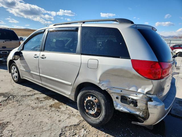Photo 2 from auction – 2006 TOYOTA SIENNA CE with VIN 5TDZA23C16S458738