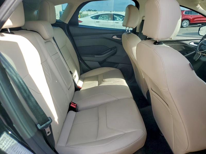 Photo 10 from auction – 2016 FORD FOCUS TITA with VIN 1FADP3N27GL339779