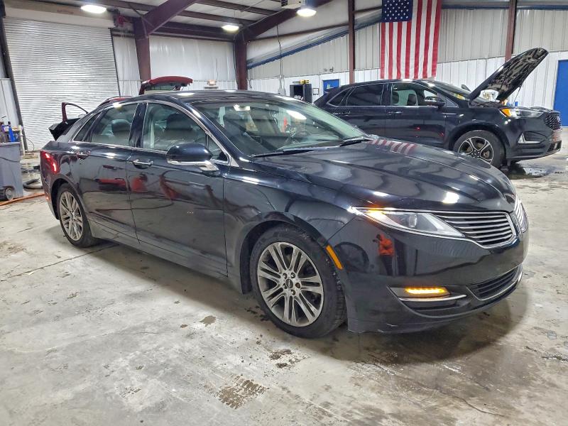 Photo 4 from auction – 2016 LINCOLN MKZ with VIN 3LN6L2G90GR611900