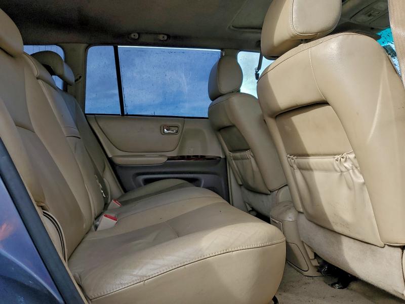 Photo 11 from auction – 2005 TOYOTA HIGHLANDER with VIN JTEEP21A450123923