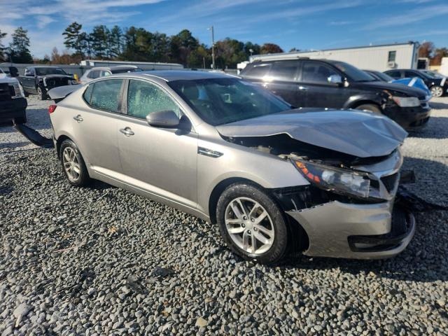 Photo 4 from auction – 2013 KIA OPTIMA with VIN KNAGM4A76D5352172