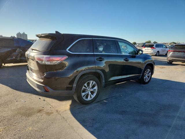 Photo 3 from auction – 2014 TOYOTA HIGHLANDER with VIN 5TDZKRFH3ES023134