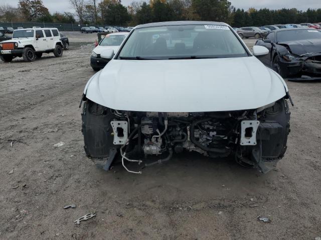 Photo 5 from auction – 2019 VOLKSWAGEN JETTA with VIN 3VWCB7BUXKM149917
