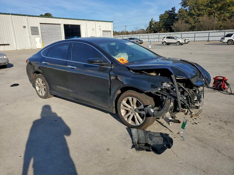 Photo 4 from auction – 2015 CHRYSLER 200 LIMITE with VIN 1C3CCCAB7FN584516