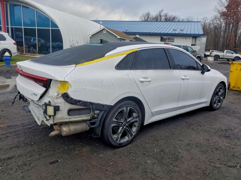 Photo 3 from auction – 2021 KIA K5 EX with VIN 5XXG34J24MG031303