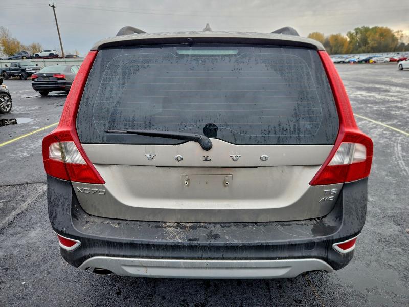 Photo 6 from auction – 2011 VOLVO XC70 T6 with VIN YV4902BZ7B1098145