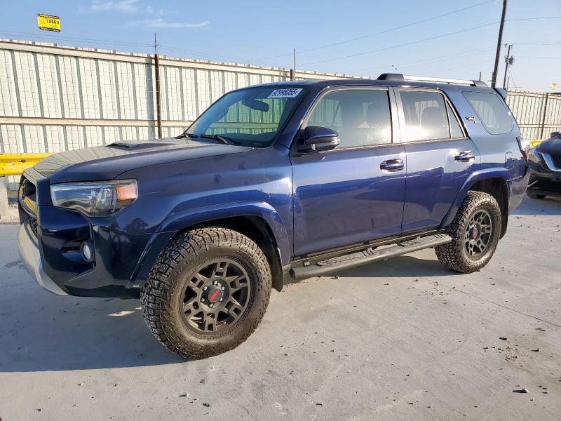 TOYOTA 4RUNNER SR 2017 with VIN JTEBU5JR0H5482700 - Photo from auction