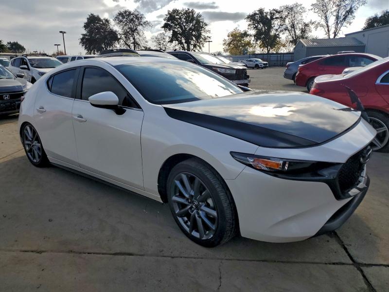Photo 4 from auction – 2023 MAZDA 3 PREFERRE with VIN JM1BPALM0P1620506
