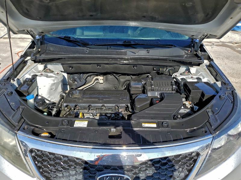 Photo 12 from auction – 2011 KIA SORENTO BA with VIN 5XYKT4A10BG109215