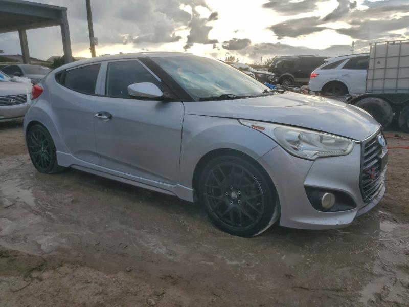 Photo 4 from auction – 2013 HYUNDAI VELOSTER with VIN KMHTC6AE0DU171231