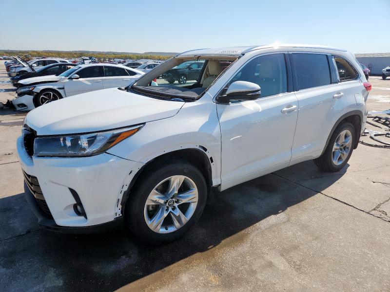 TOYOTA HIGHLANDER 2018 with VIN 5TDYZRFH7JS247802 - Photo from auction