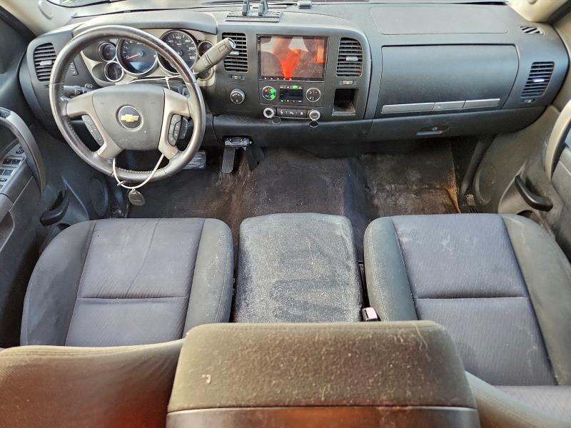 Photo 8 from auction – 2011 CHEVROLET SILVERADO with VIN 1GCRKSE33BZ353640