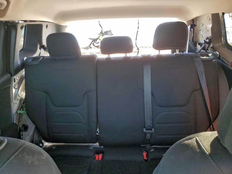 Photo 10 from auction – 2019 JEEP RENEGADE with VIN ZACNJBBB9KPK03749