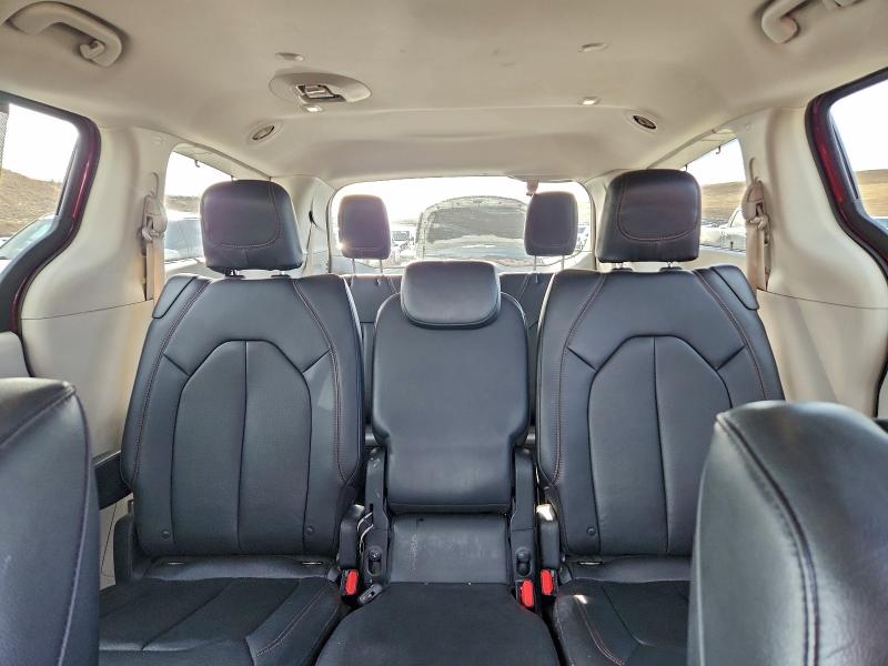 Photo 10 from auction – 2018 CHRYSLER PACIFICA T with VIN 2C4RC1EG6JR121942