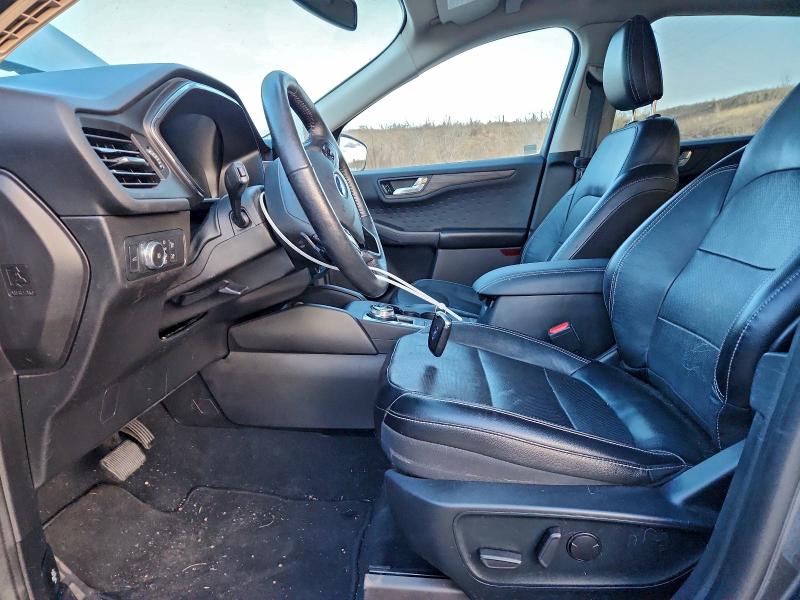 Photo 7 from auction – 2020 FORD ESCAPE with VIN 1FMCU9J98LUC51389