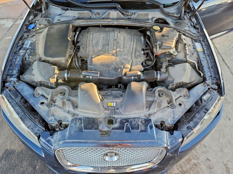 Photo 11 from auction – 2013 JAGUAR XF with VIN SAJWA0E7XD8S62923