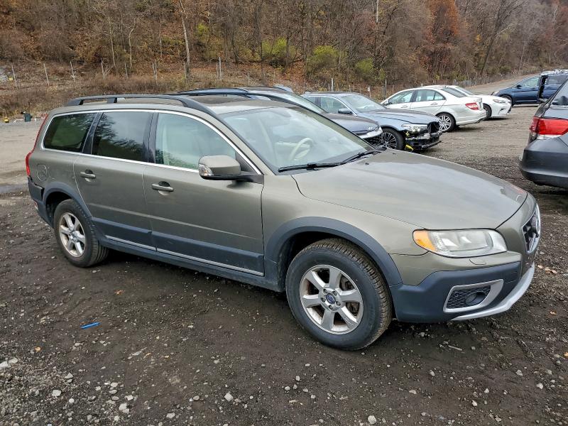 Photo 4 from auction – 2010 VOLVO XC70 3.2 with VIN YV4960BZ4A1080185