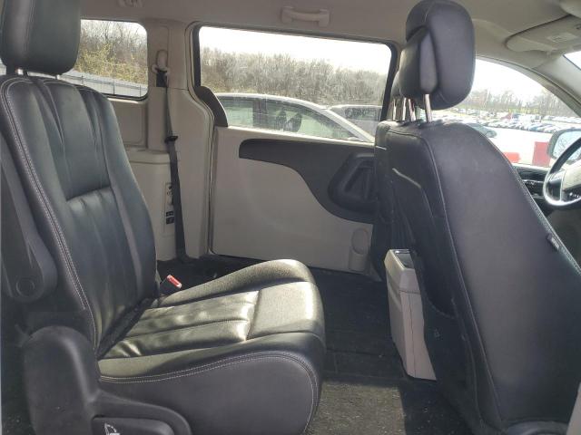 Photo 11 from auction – 2014 CHRYSLER TOWN & COU with VIN 2C4RC1BG1ER160092