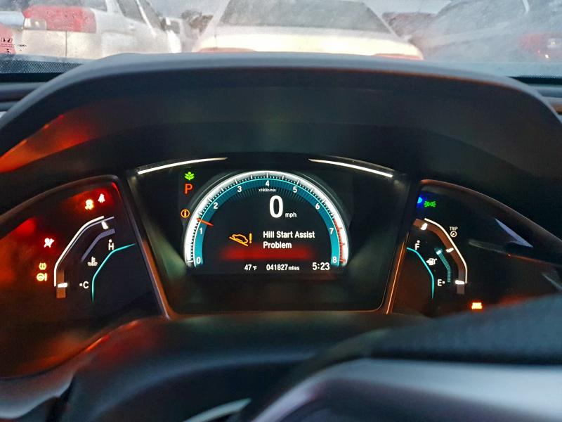 Photo 9 from auction – 2018 HONDA CIVIC EX with VIN 19XFC2F78JE009104
