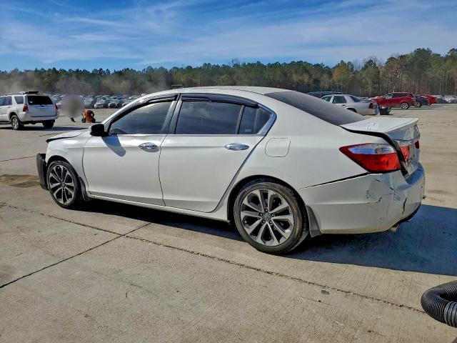 Photo 2 from auction – 2015 HONDA ACCORD SPO with VIN 1HGCR2F58FA136334