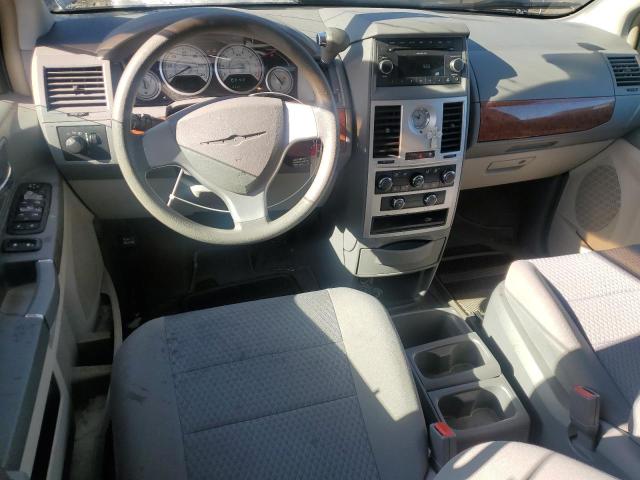 Photo 8 from auction – 2009 CHRYSLER TOWN & COU with VIN 2A8HR44E39R534305